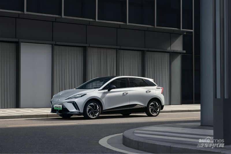 上汽乘用车2023全年新能源销售35.8万辆 驰骋新赛道、再攀新高峰