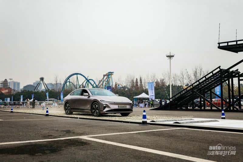 长安启源A05、A07、Q05车型成都集结 掀起科技驾驶风暴