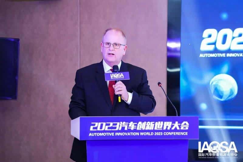 MG Cyberster斩获2023中国汽车工业巅峰奖,“匠心品质”受到国际认可