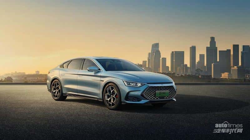 秦PLUS限时8.98万元起，引领中国品牌决战合资燃油！